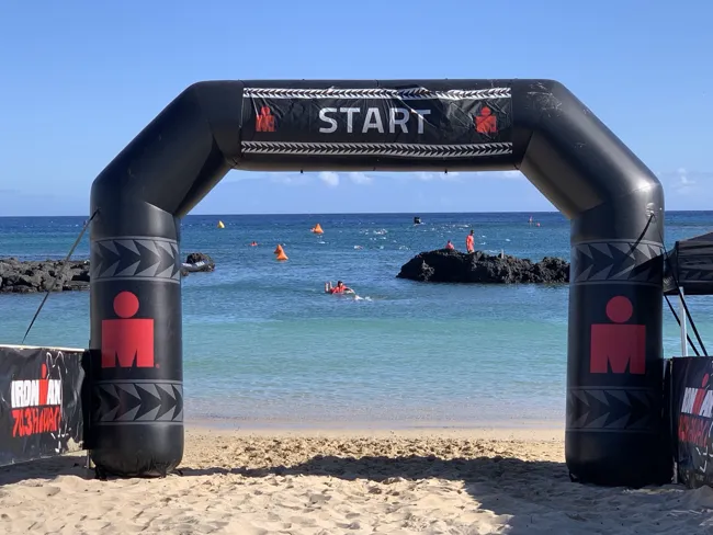 The start line opens onto the sea.