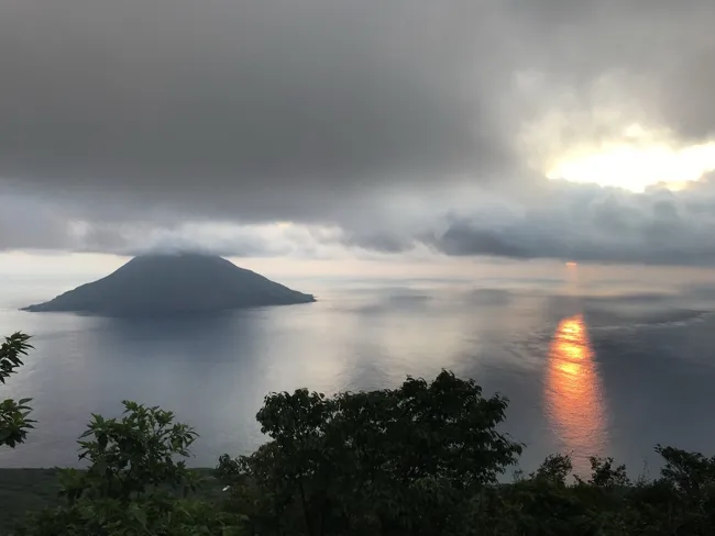 A moment of light over the water.